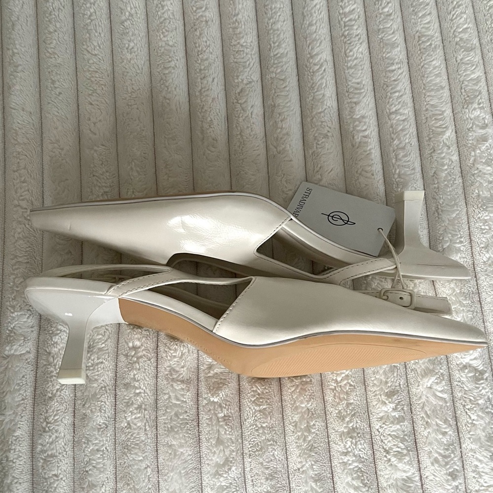 Stradivarius pointed-toe kitten heel slingbacks - Picture 6 of 7